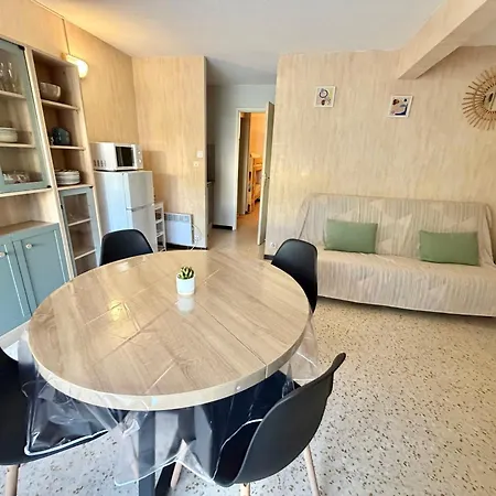 Calme Avec Jardin Et Parking A Motte - Fr-1-716-26 Apartment *